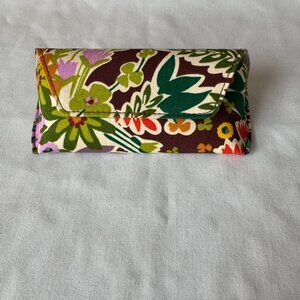 NWT Vera Bradley Evening Garden Glasses Case